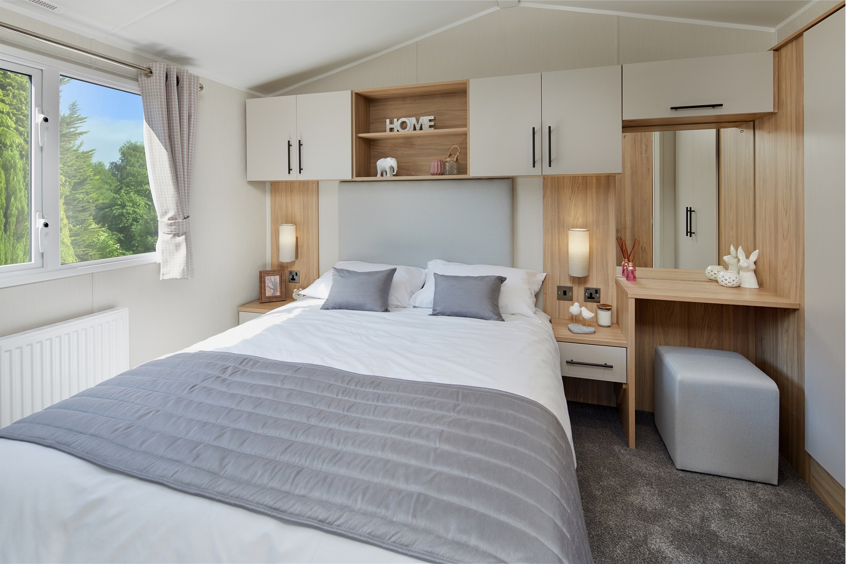 Willerby Manor: New Static Caravans for Sale, Bamburgh, Northumberland Large Image 4