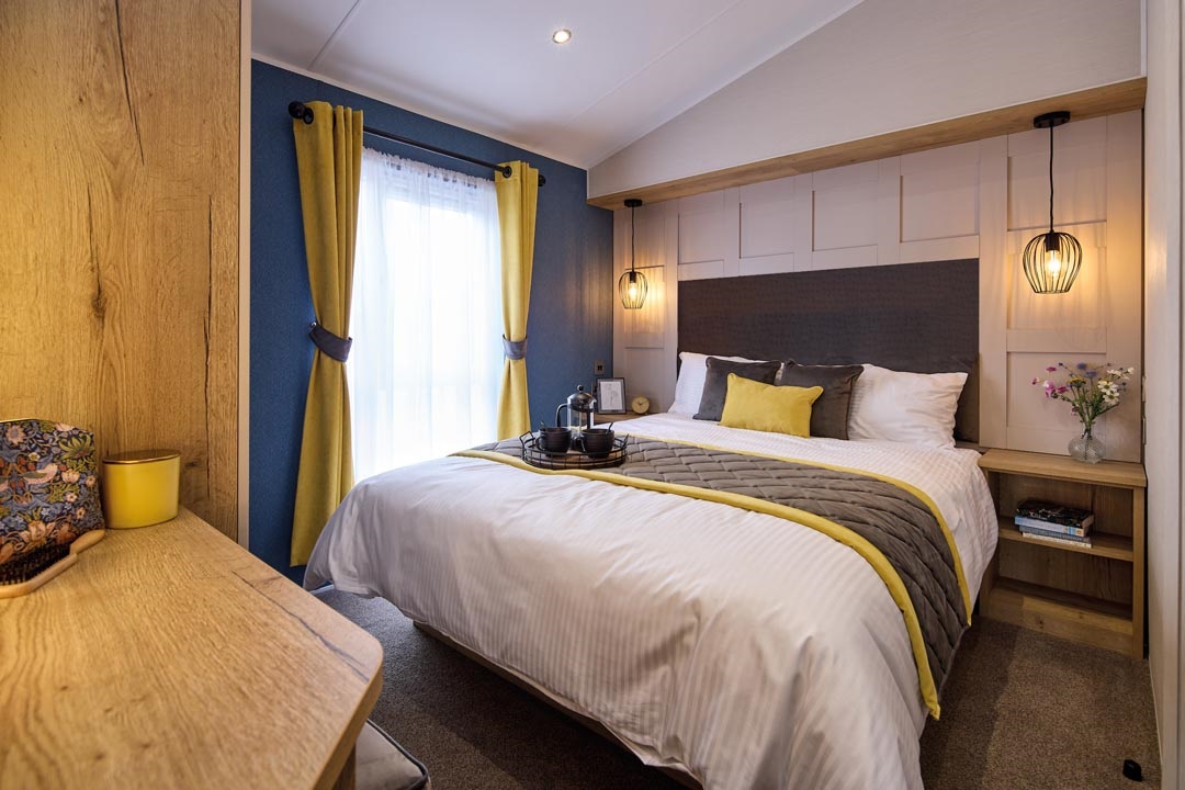 Willerby Gainsborough Lodge: New Static Caravans for Sale, Bamburgh, Northumberland Large Image 4