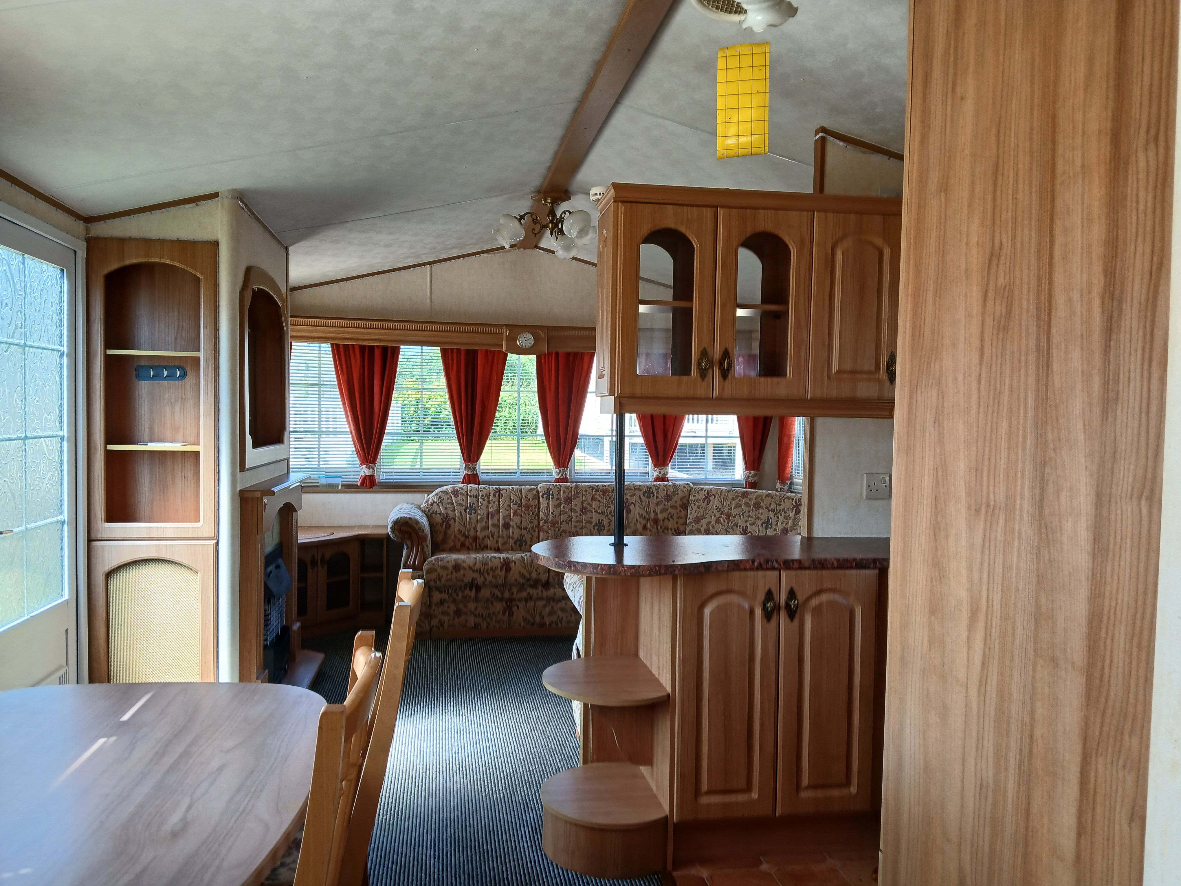 Pre-Owned Willerby Granada 2003 | Adderstone Park Large Image 1