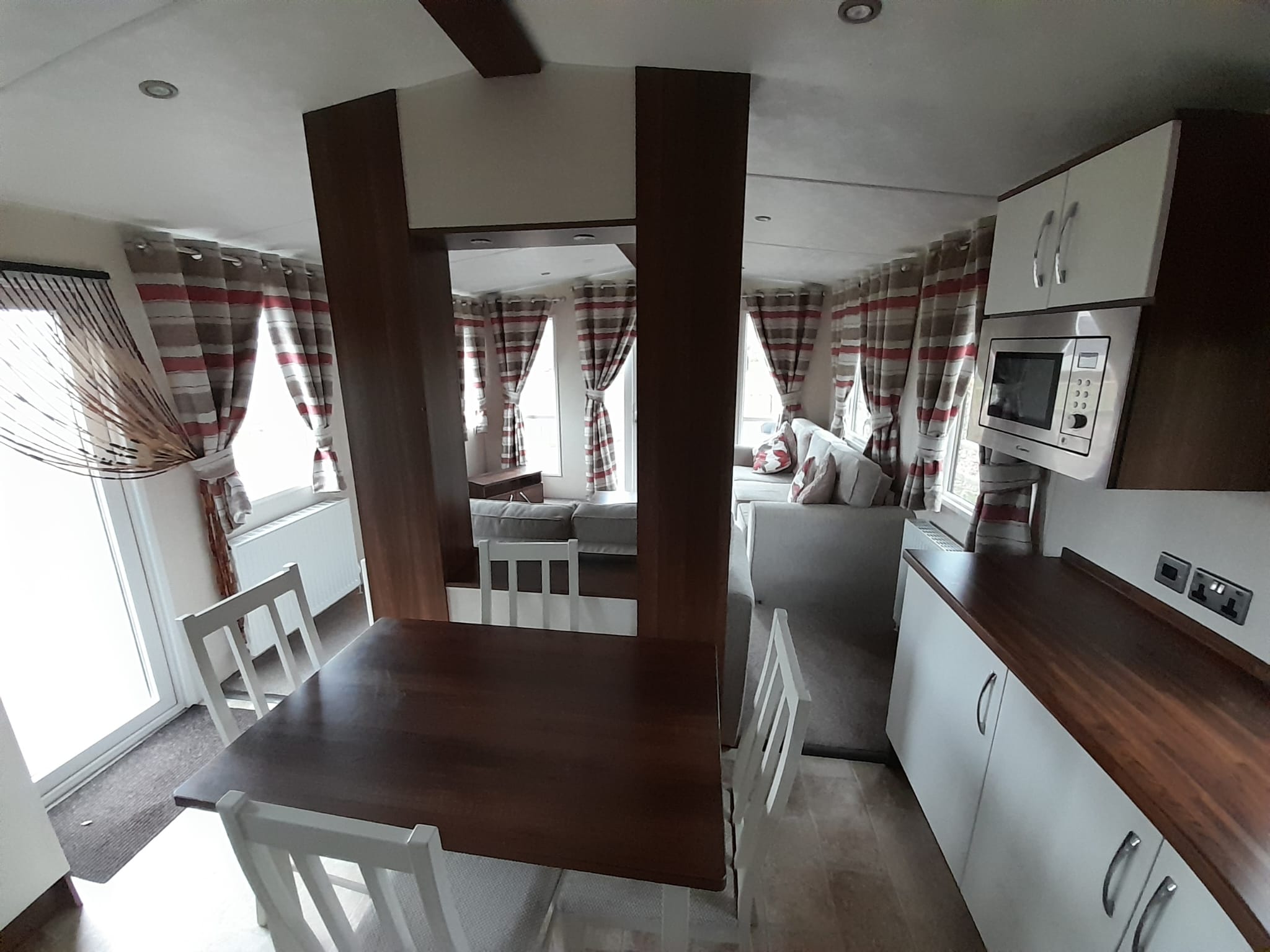 2017 Victory Grovewood 38x12 (2 Bed) | Ideal Caravans Large Image 3