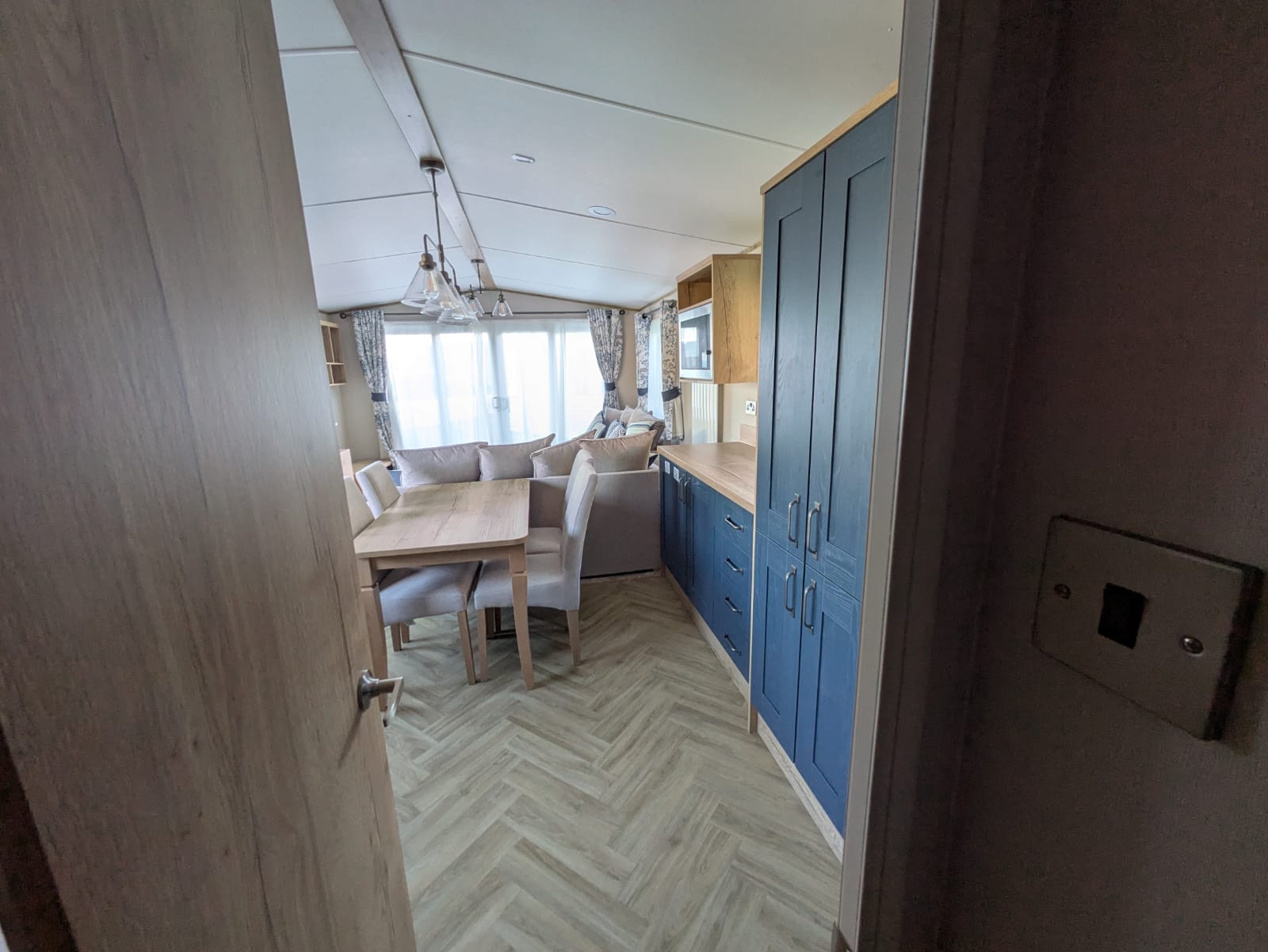 2026 ABI Windermere 40x12 | 2 Bed Holiday Home | Ideal Caravans Large Image 2