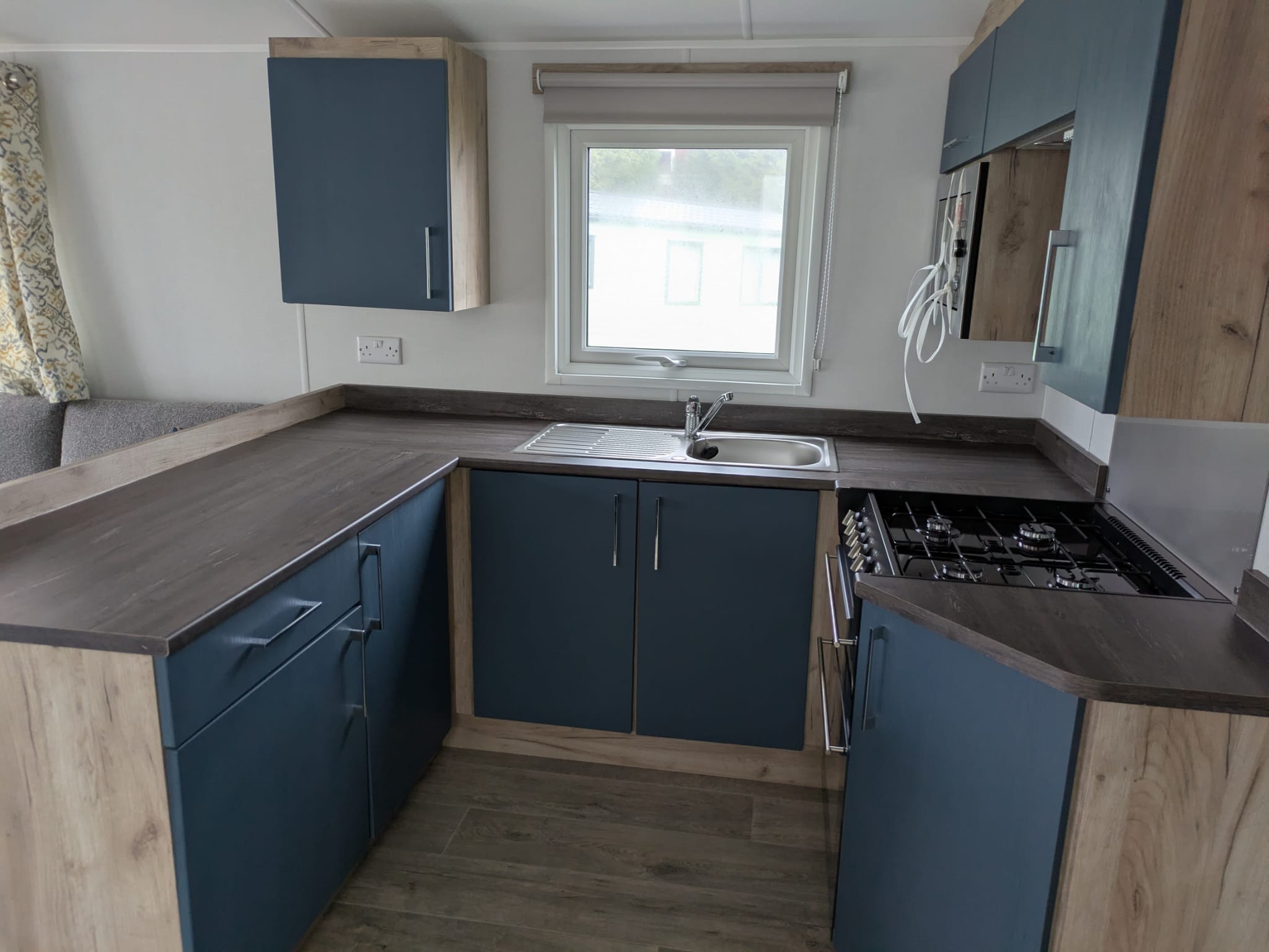 New 2026 Willerby Ashford | 2 Bedroom Holiday Home | Ideal Caravans Large Image 3