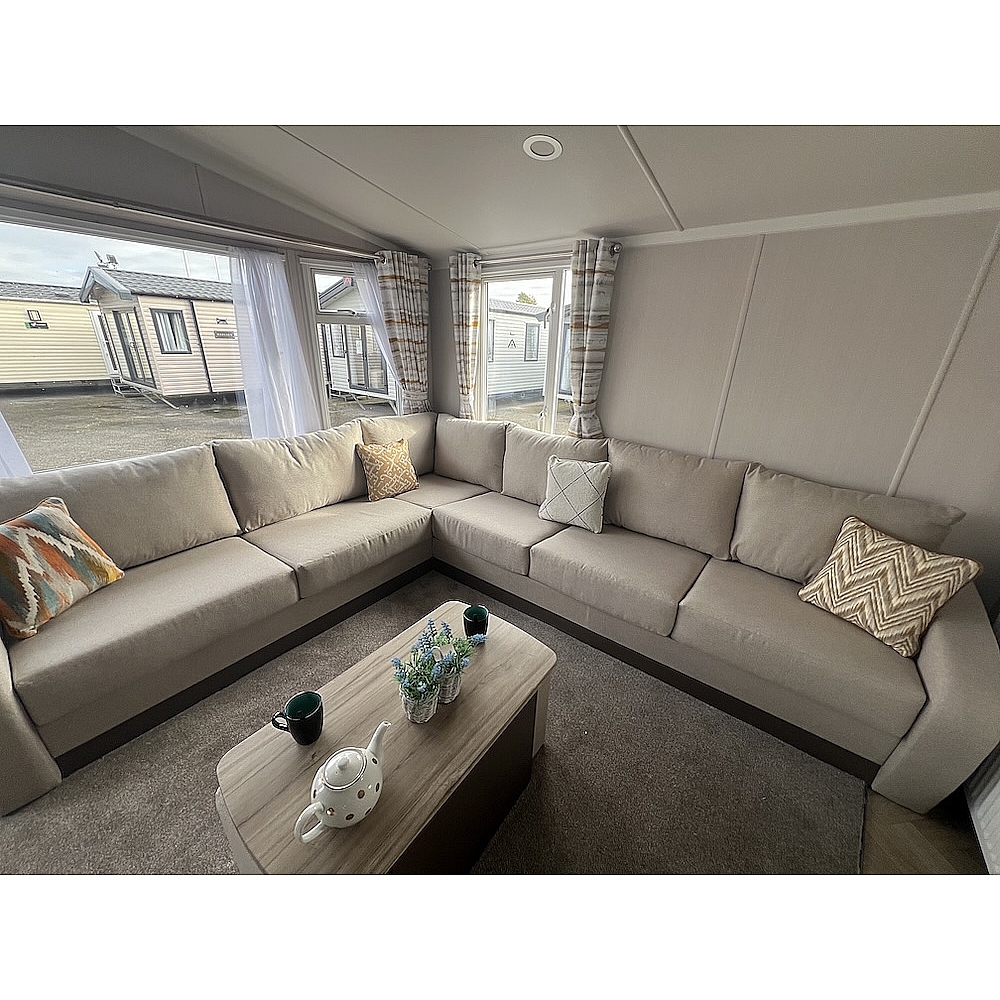 New 2026 Swift Loire at Christon Bank | Ideal Caravans Large Image 5