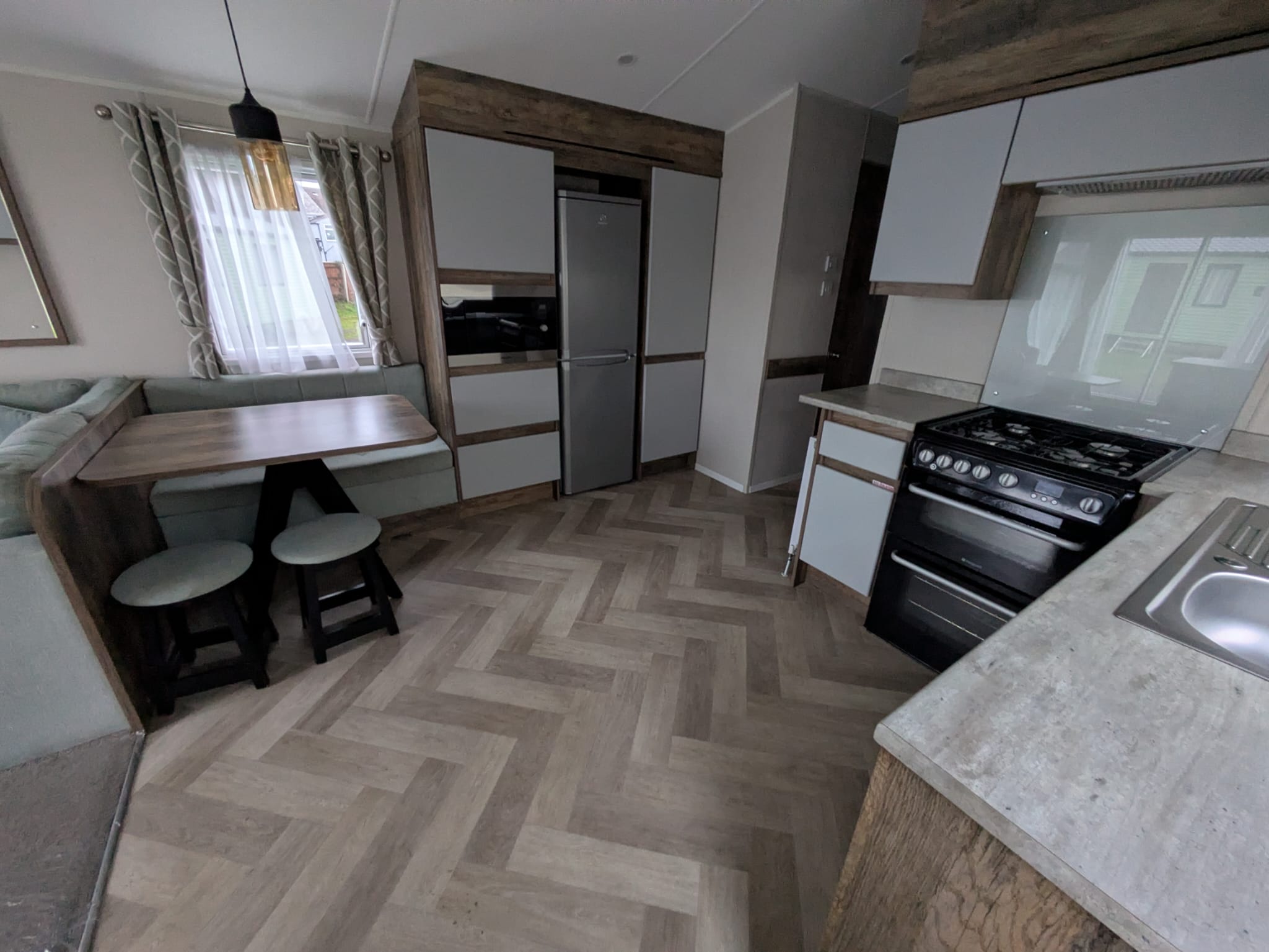 Pre-Owned 2022 Willerby Brookwood 36x12 | 3 Bed Static Caravan Large Image 4