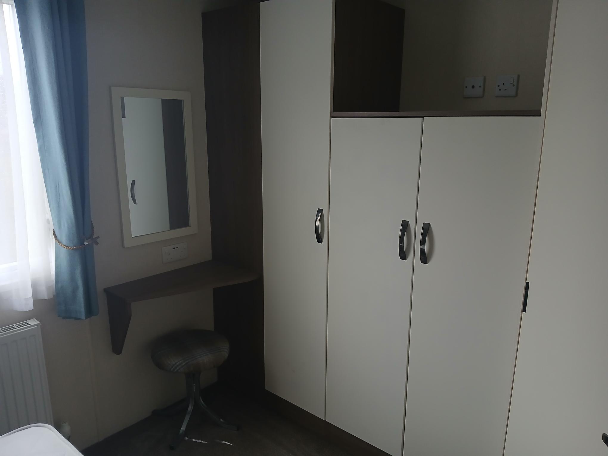 Pre-Owned 2013 Victory Gainford 36x12 | 2 Bed | Ideal Caravans Large Image 3