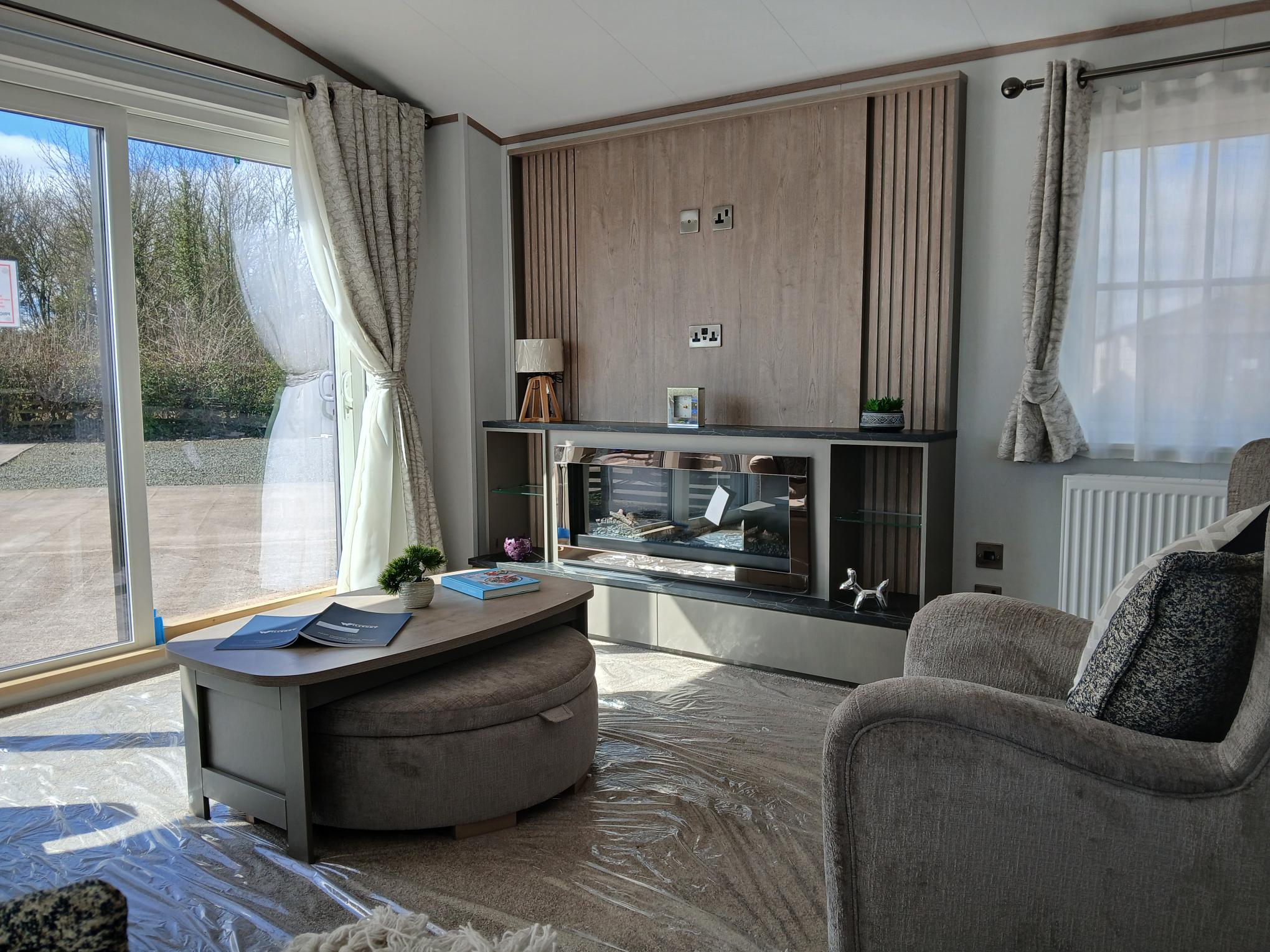 2026 Willerby Vogue Lodge 43x14 2 Bed Luxury Static Caravan | Adderstone Showground Large Image 4