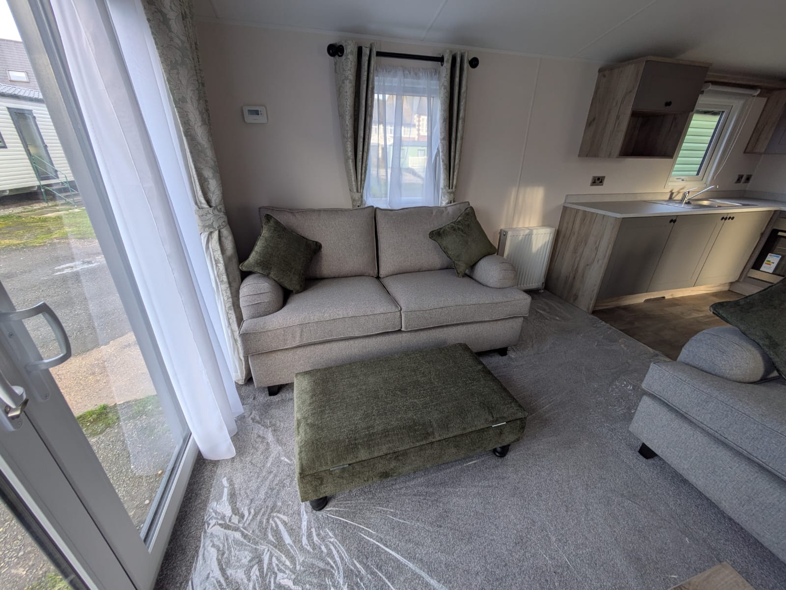 2026 Willerby Malton Special (ZSA) for Sale | Adderstone Showground | Ideal Caravans Large Image 3