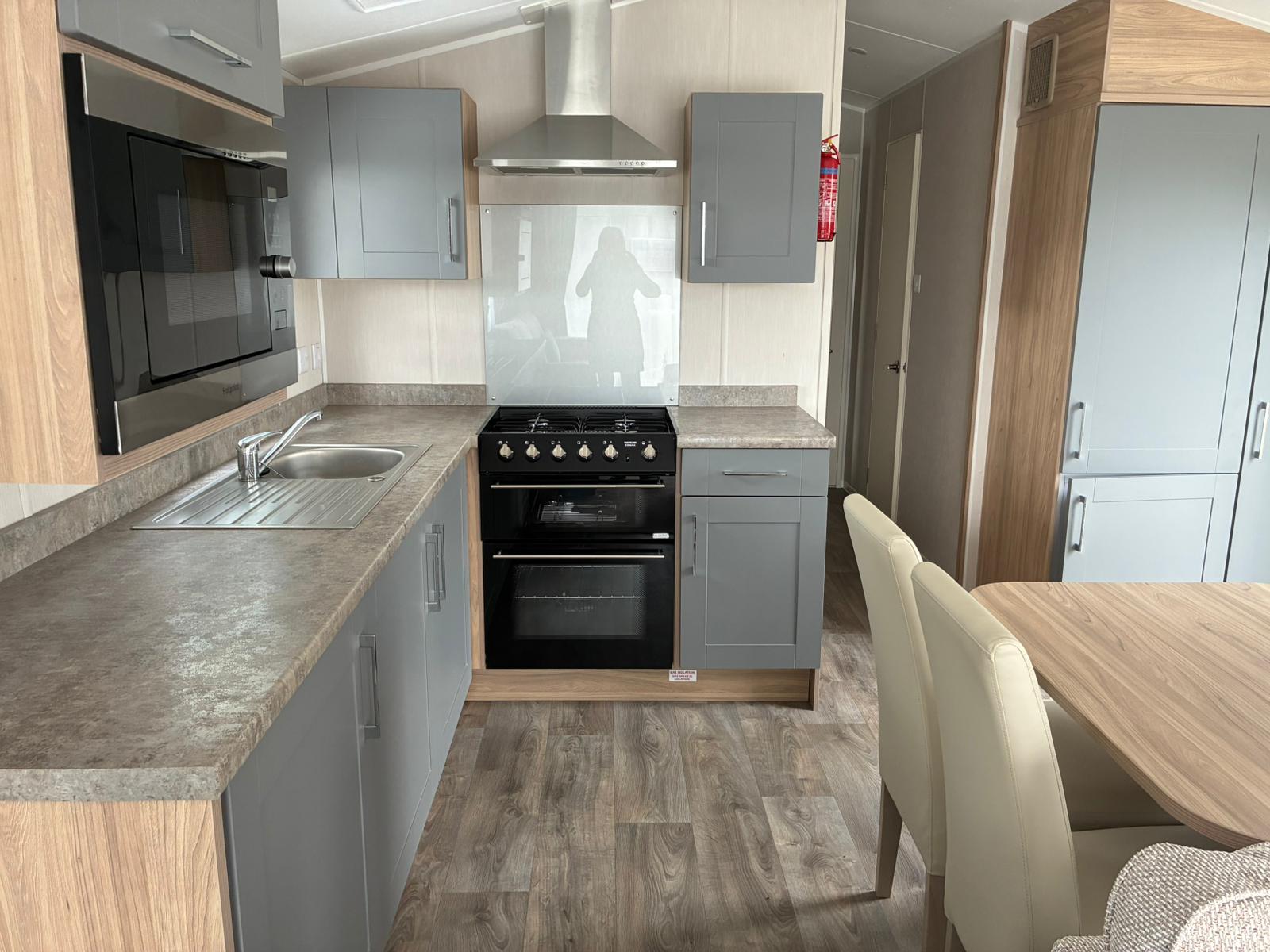 2017 Willerby Lymington 35x12 2 Bed for Sale, Seldom Seen Caravan Park Large Image 3