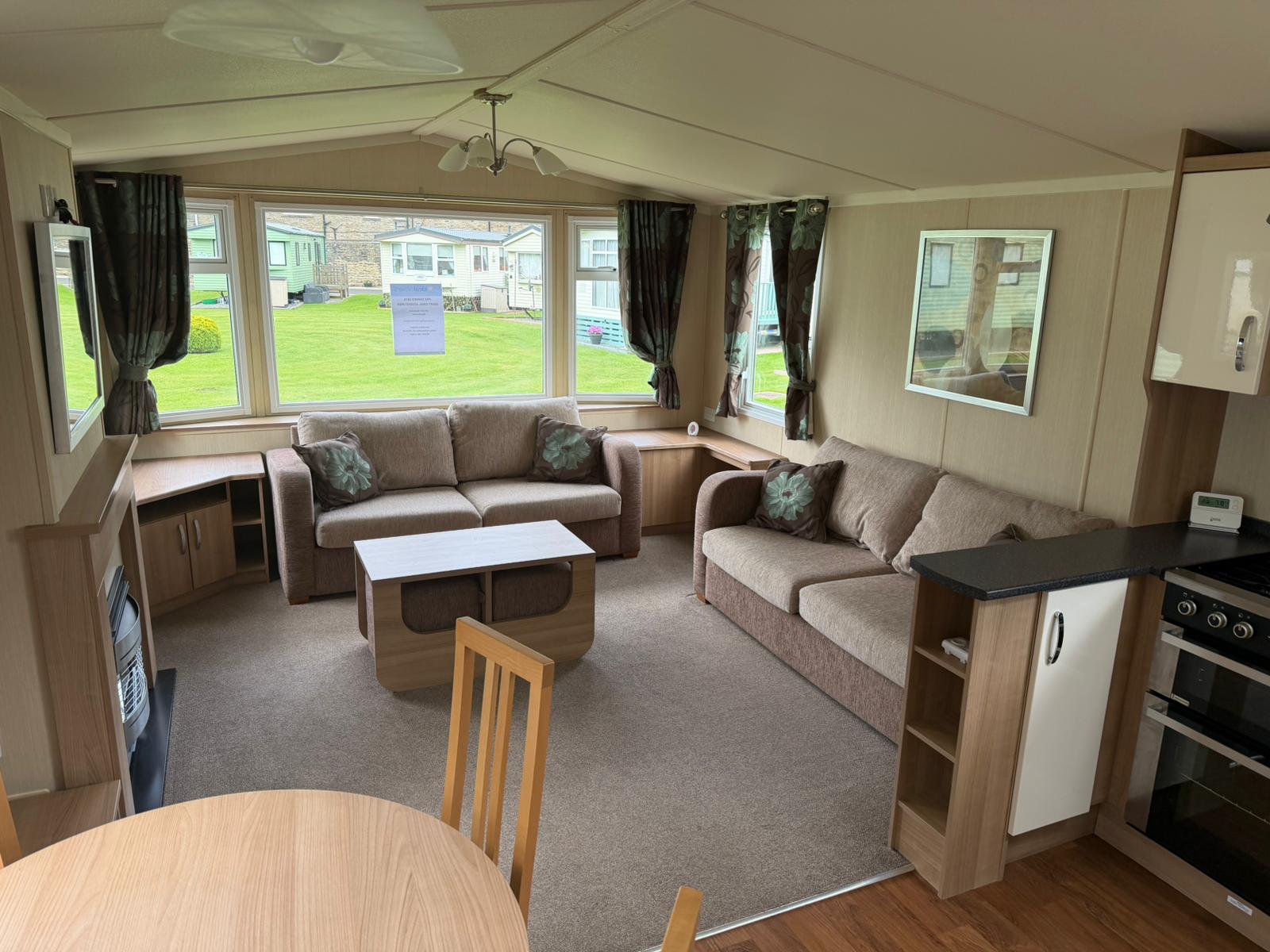 Pre-Owned 2015 Ideal Adventurer 35x12 2 Bed for Sale at Stanhope Caravan Park Large Image 5
