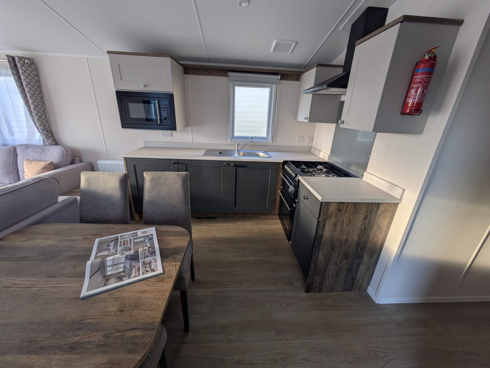 2025 Willerby Malton 35x12 2 Bed Static Caravan for Sale | Ideal Caravans Large Image 2