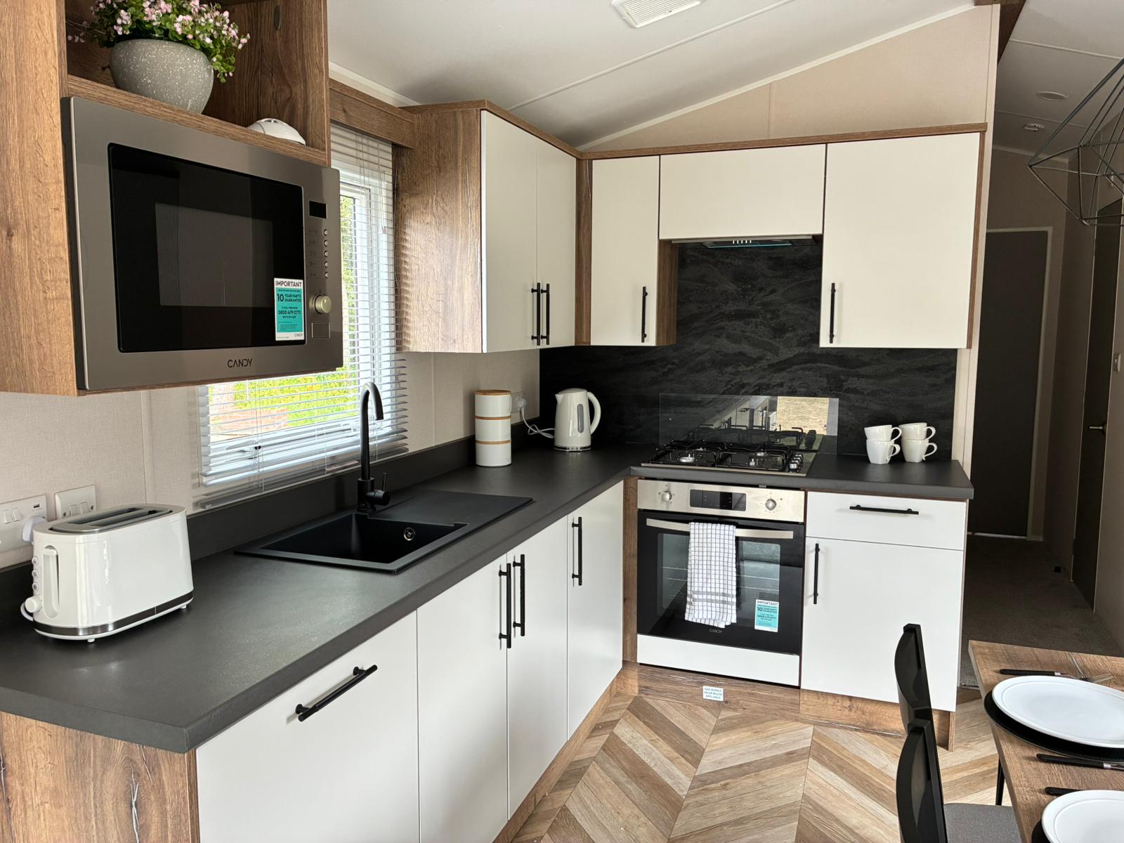 2025 Atlas Sahara 38x12 (2 Bed)  DL13 2LQ Image 3