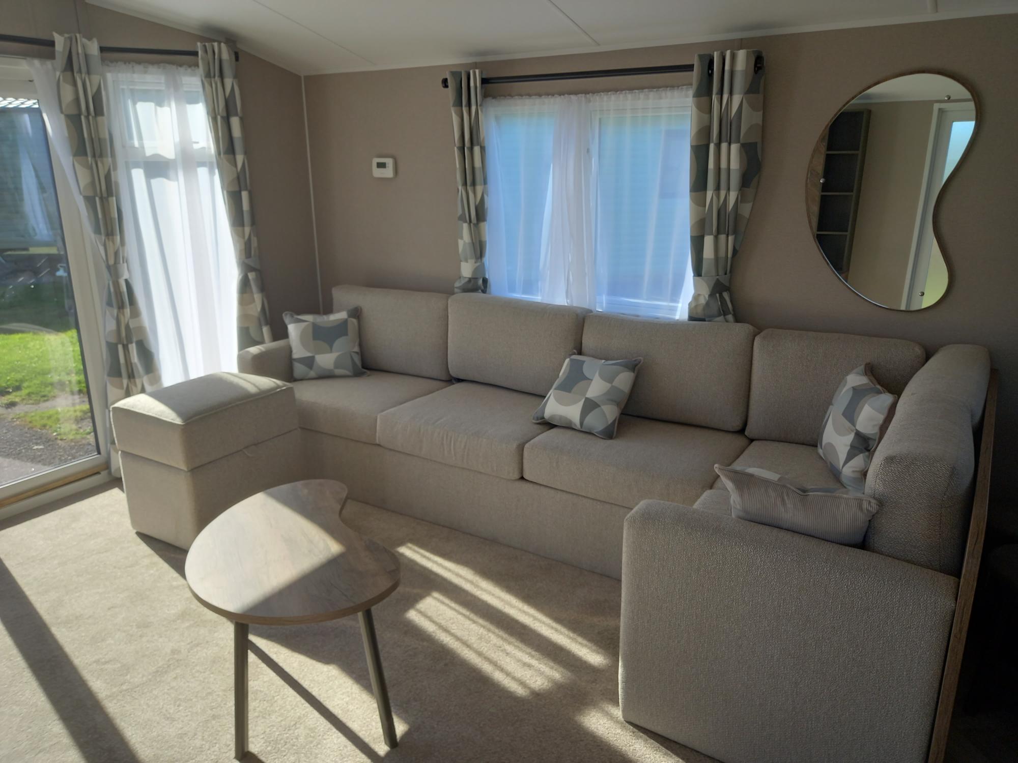 Willerby Leven: New Static Caravans for Sale from ABI, Swift & Willerby, Langley Moor, Durham Image 3