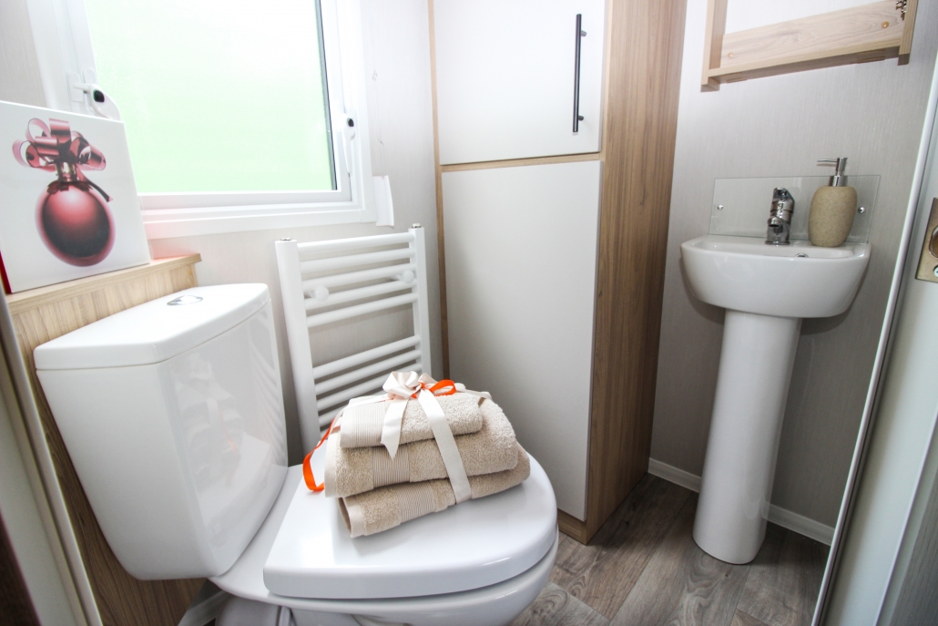 Willerby Manor: New Static Caravans for Sale, Bamburgh, Northumberland Image 3