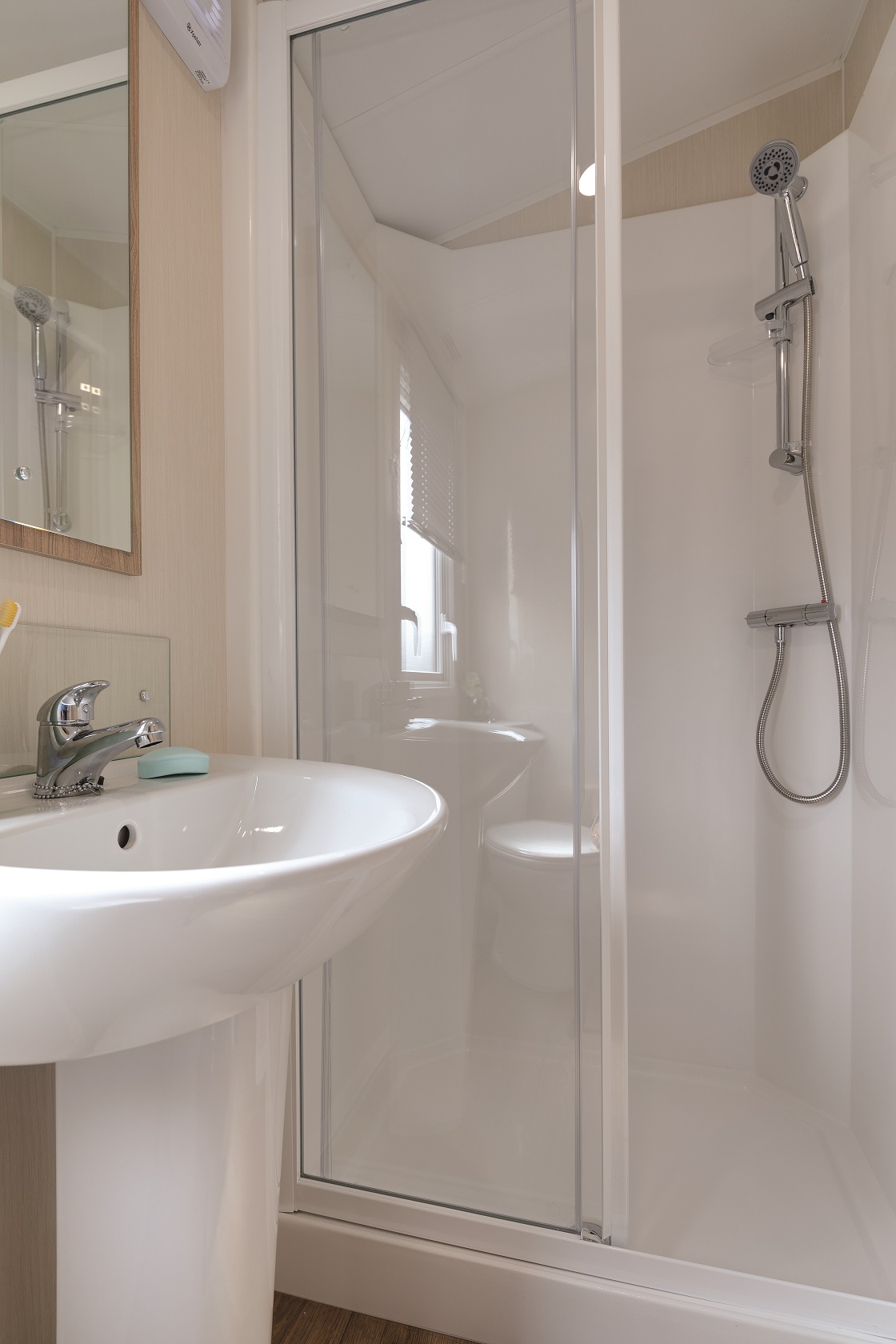 Willerby Linwood: New Static Caravans for Sale, Rothbury, Northumberland Image 3