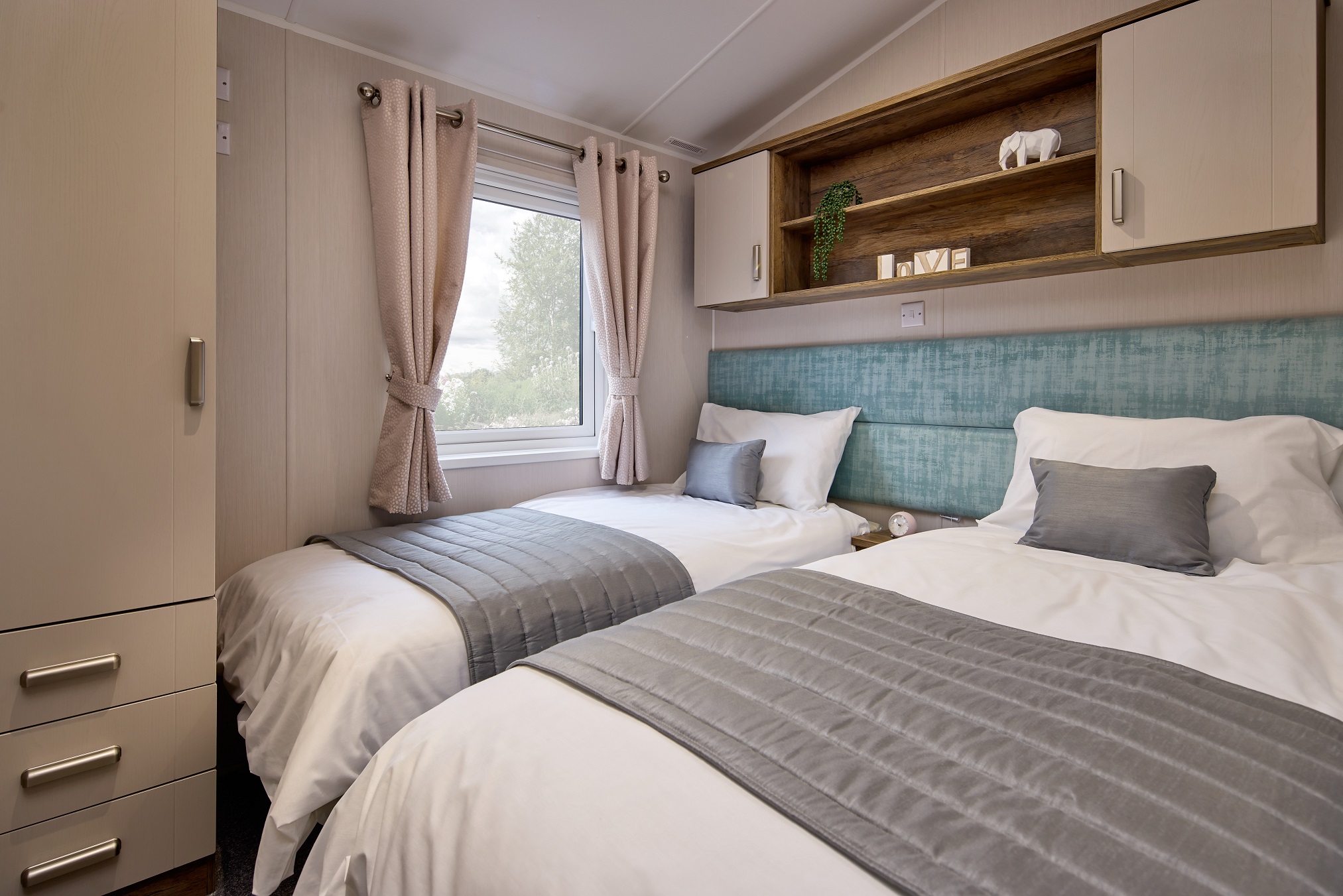 Willerby Sheraton Lodge: New Static Caravans for Sale, Nidderdale, North Yorkshire Image 2