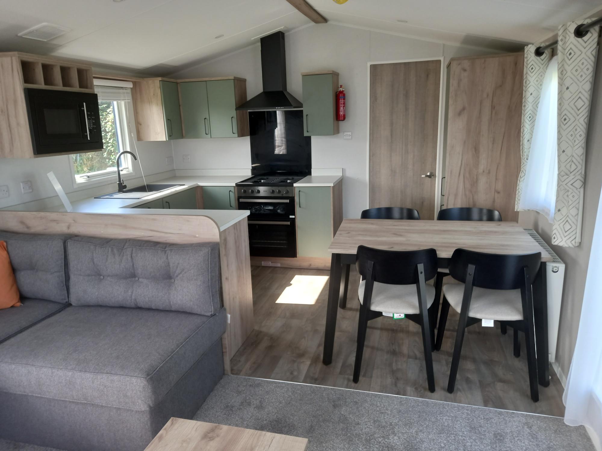 2025 Willerby Buxton 40x12 Holiday Home | Ideal Caravans Durham Image 4