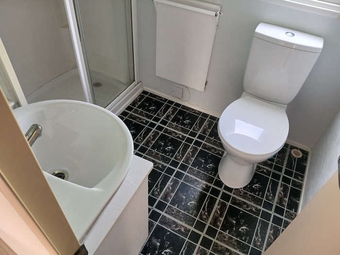 Pre-Owned 2014 Willerby Salsa Eco 35x12 3 Bed Holiday Home | Ideal Caravans Image 3