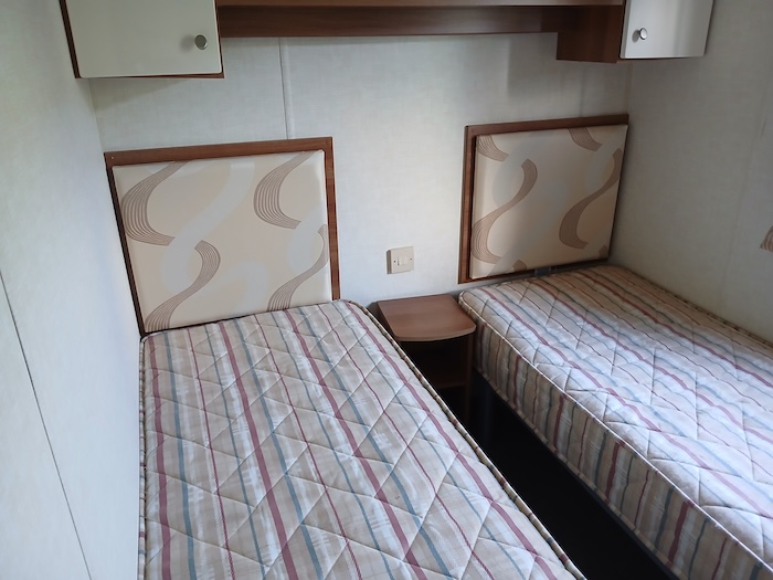 2012 Willerby Isis 35x12 2 Bed Holiday Home for Sale at Ideal Caravans Image 3
