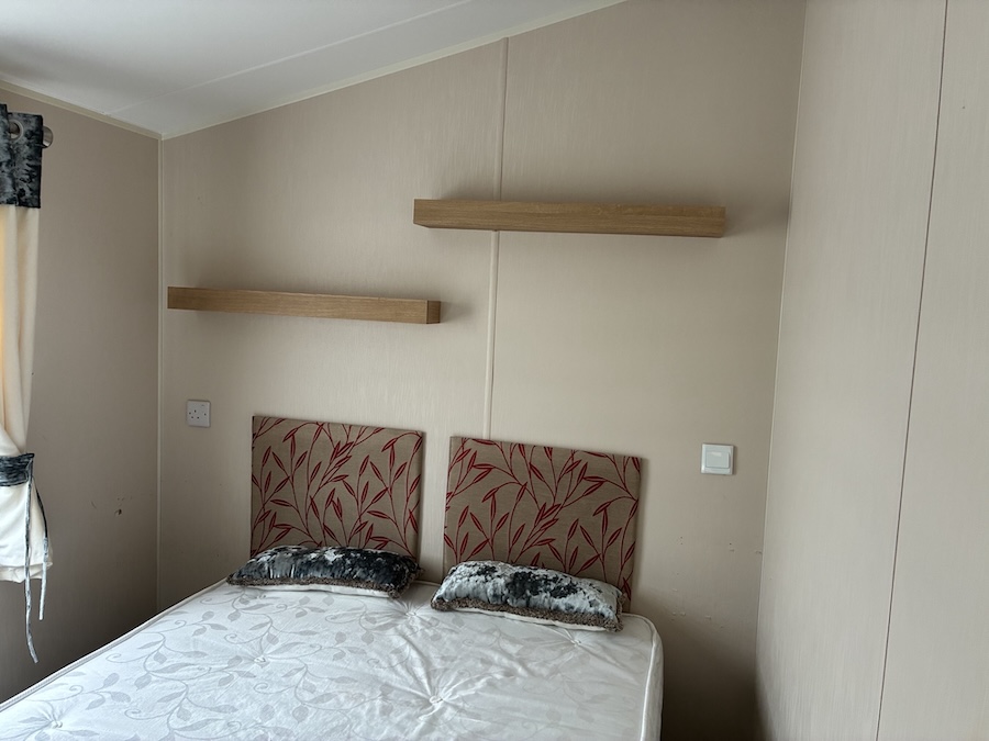 Temporary Accommodation Caravan | 2014 Willerby Vacation 3 Bed For Sale Image 4